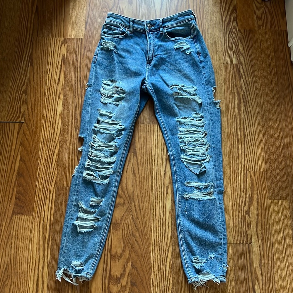 American Eagle Mom Jeans